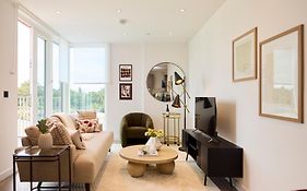 The Tottenham Wonder - Pleasing 2Bdr Flat With Balcony